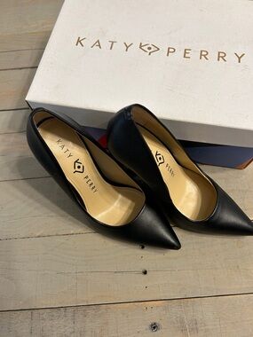 Katy Perry Collections Black Pointed-Toe Stiletto Pumps